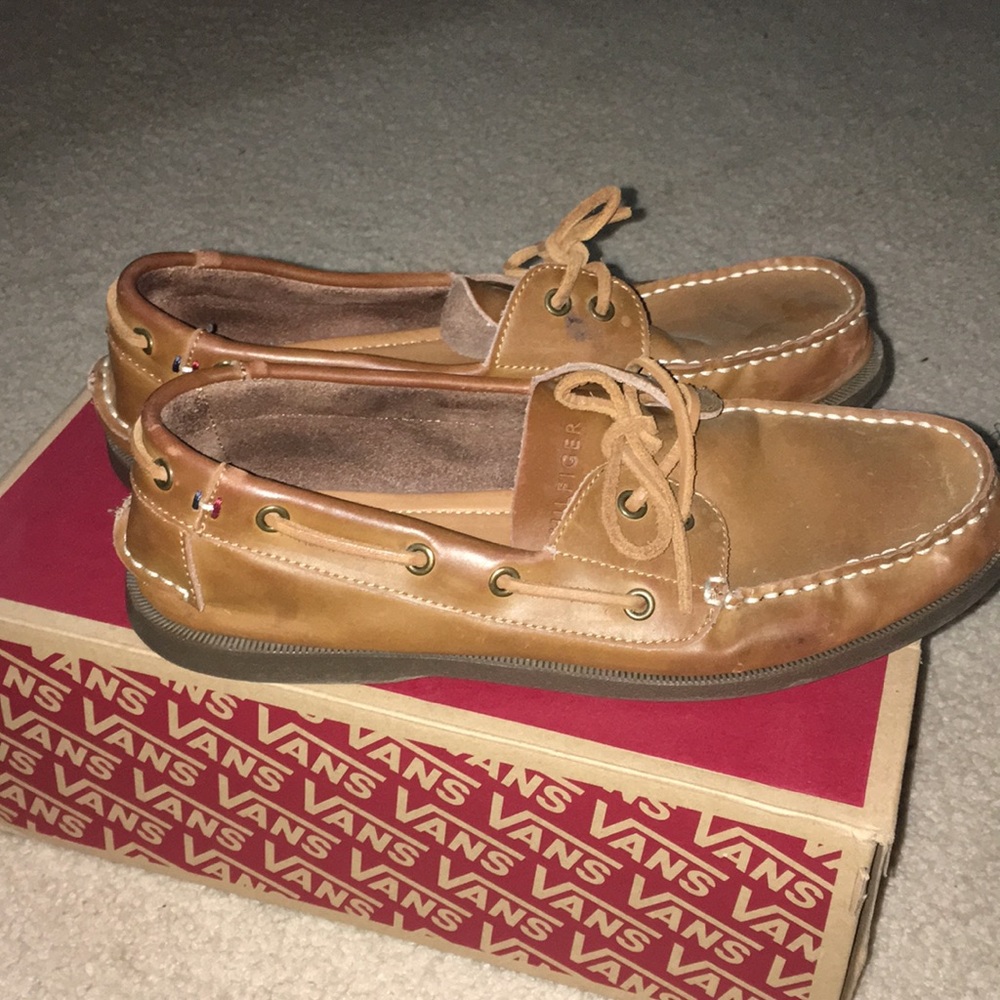 Men’s size 10 Tommy Hilfiger Loafers